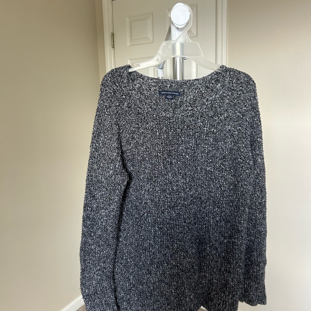 American Eagle Outfitters Gray Crew Neck Sweater